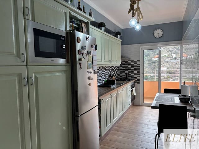 3 bedroom Finca/Country House for sale in Santa Brígida with garage - € 682,500 (Ref: 9586882)