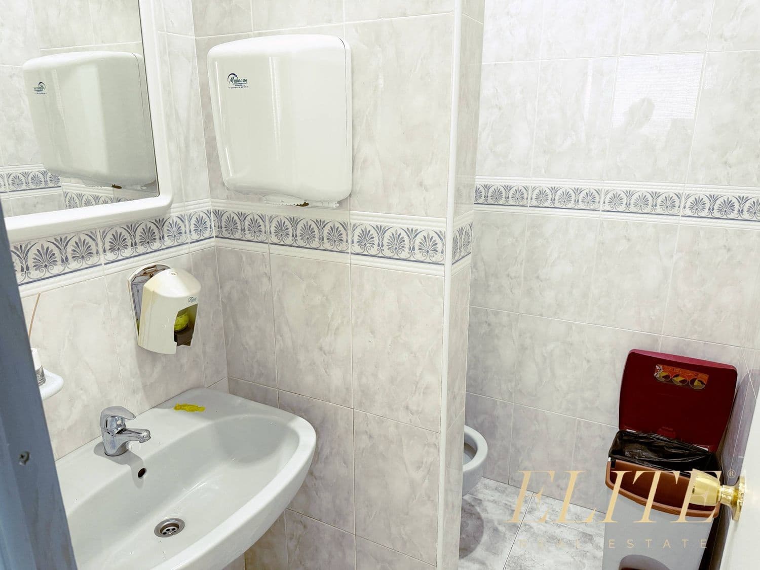 Comercial para venda em San Bartolome de Tirajana - 499 000 € (Ref: 9588059)