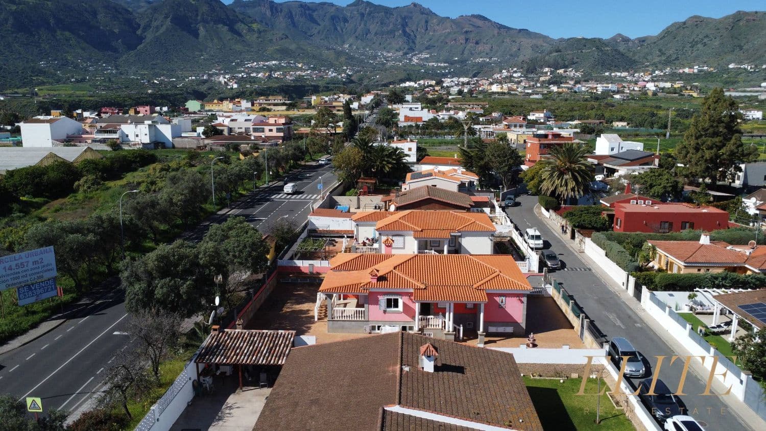 9 bedroom Villa for sale in Valsequillo with garage - € 510,000 (Ref: 9629741)