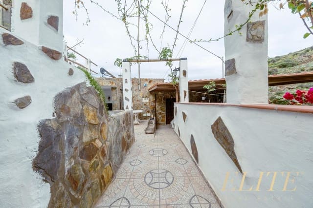 3 sypialnia Finka/Dom wiejski na sprzedaż w Telde z garażem - 489 900 € (Ref: 9633692)