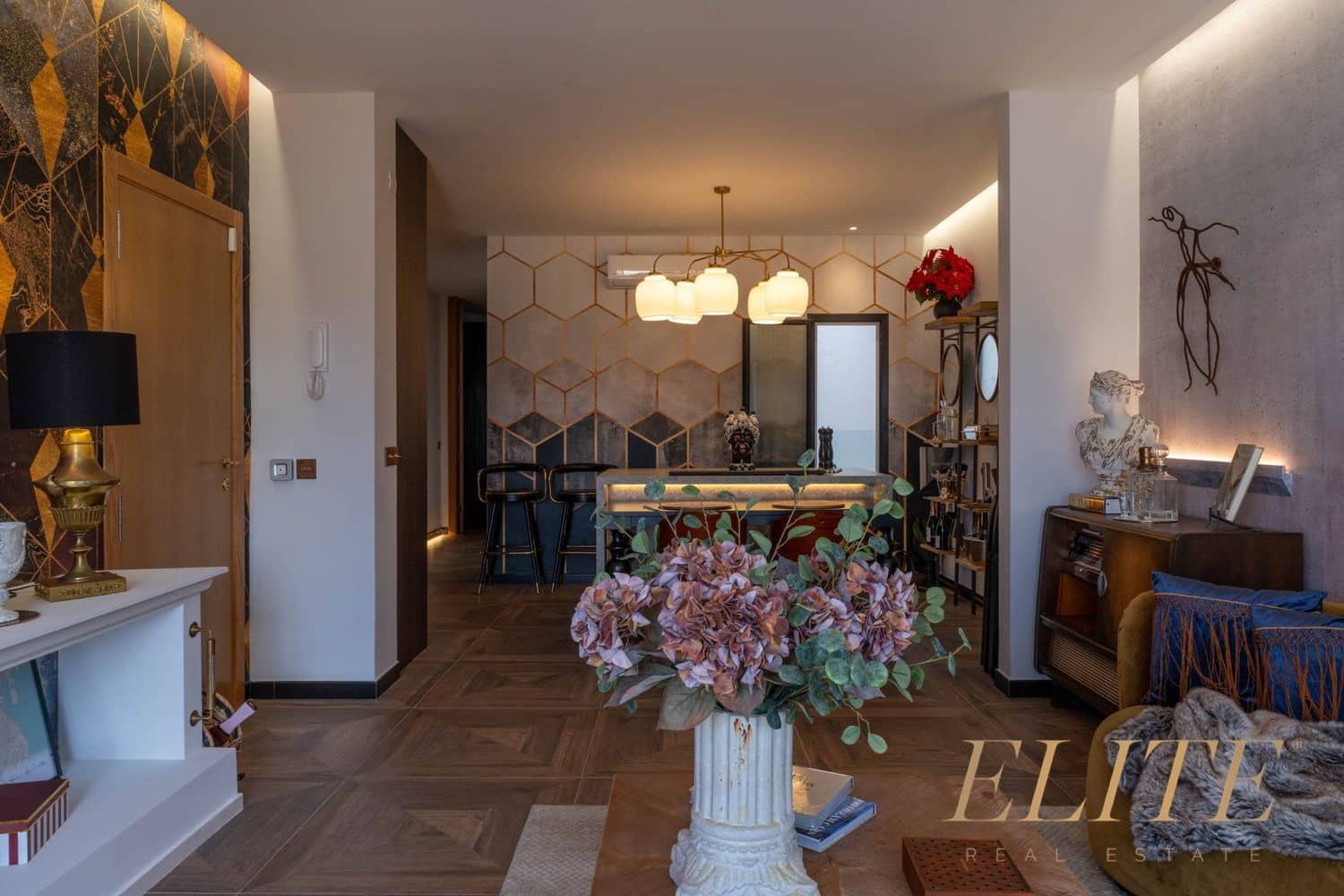 1 soveværelse Lejlighed til leje i Las Palmas de Gran Canaria med garage - € 3.300 (Ref: 9665714)