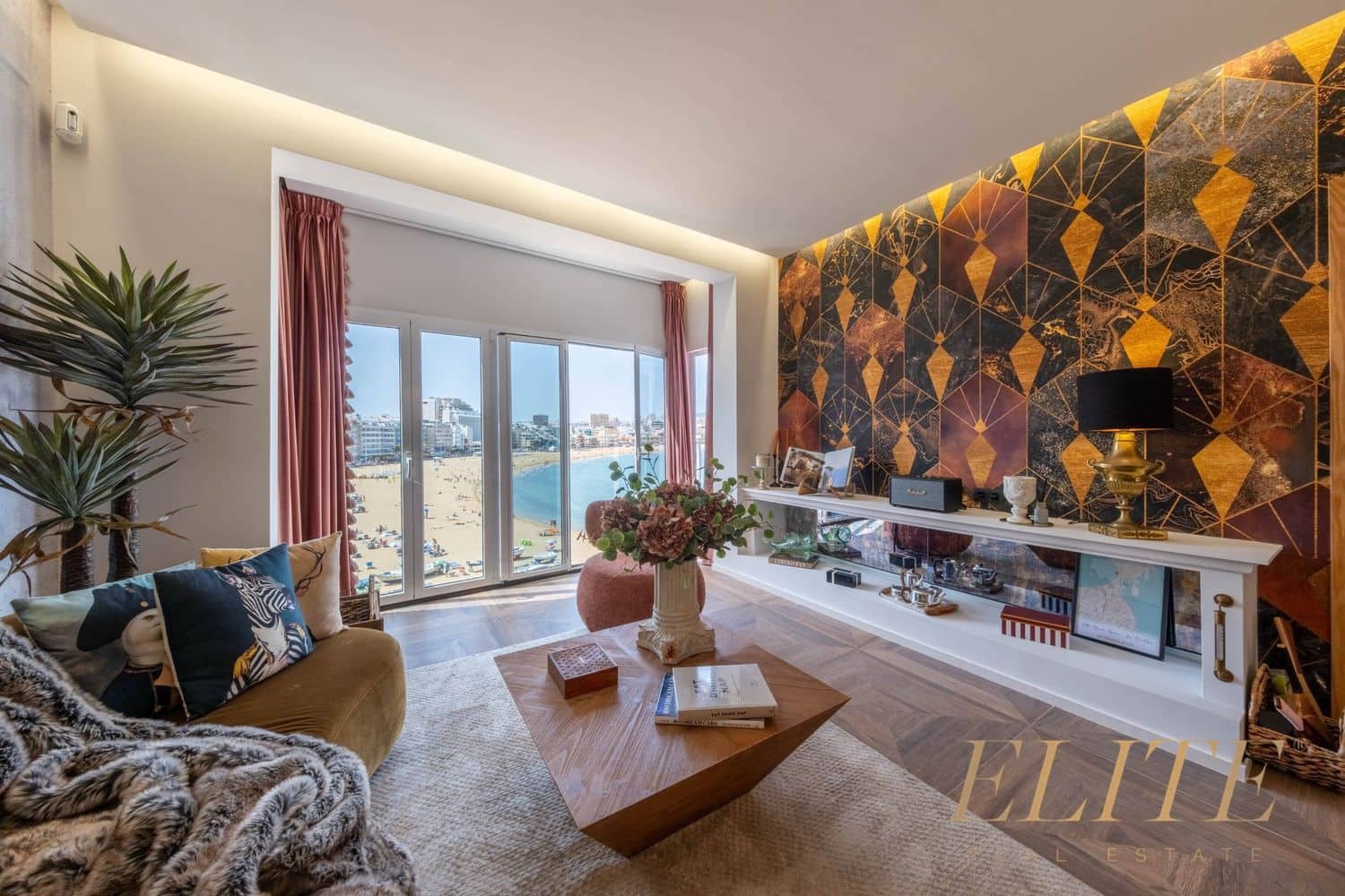 1 soveværelse Lejlighed til leje i Las Palmas de Gran Canaria med garage - € 3.300 (Ref: 9665714)