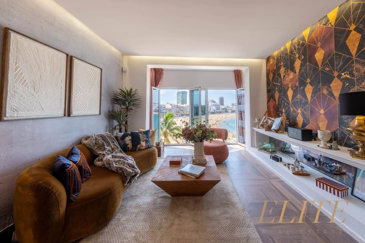 1 soveværelse Lejlighed til leje i Las Palmas de Gran Canaria med garage - € 3.300 (Ref: 9665714)