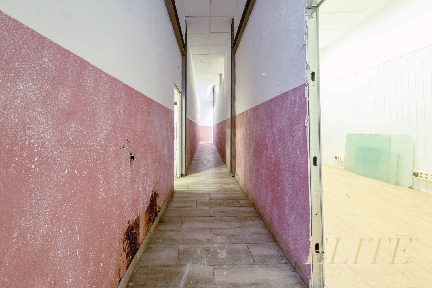 Hotel na sprzedaż w Las Palmas de Gran Canaria - 1 850 000 € (Ref: 9665716)