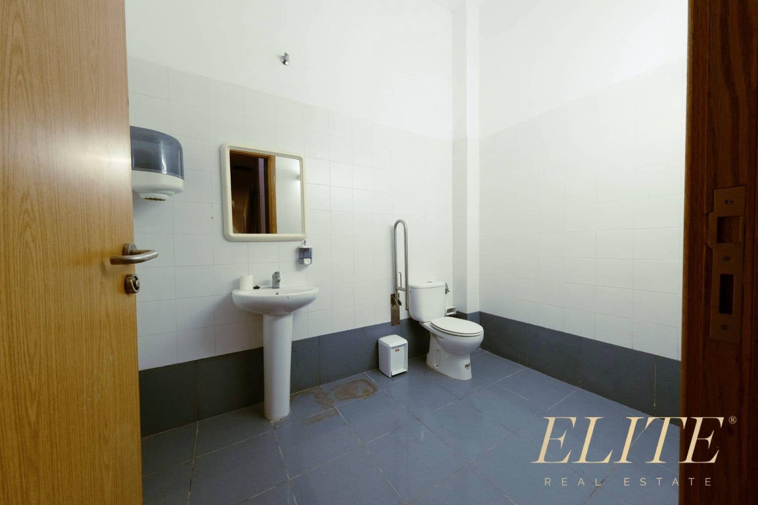 Hotel na sprzedaż w Las Palmas de Gran Canaria - 1 850 000 € (Ref: 9665716)