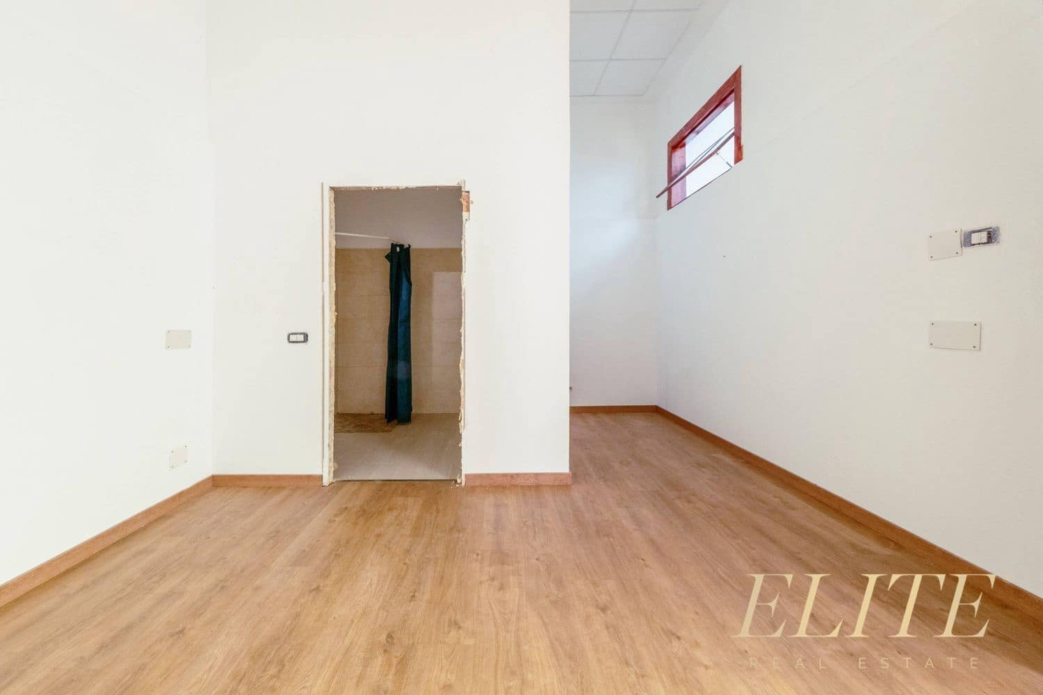 Hotel na sprzedaż w Las Palmas de Gran Canaria - 1 850 000 € (Ref: 9665716)