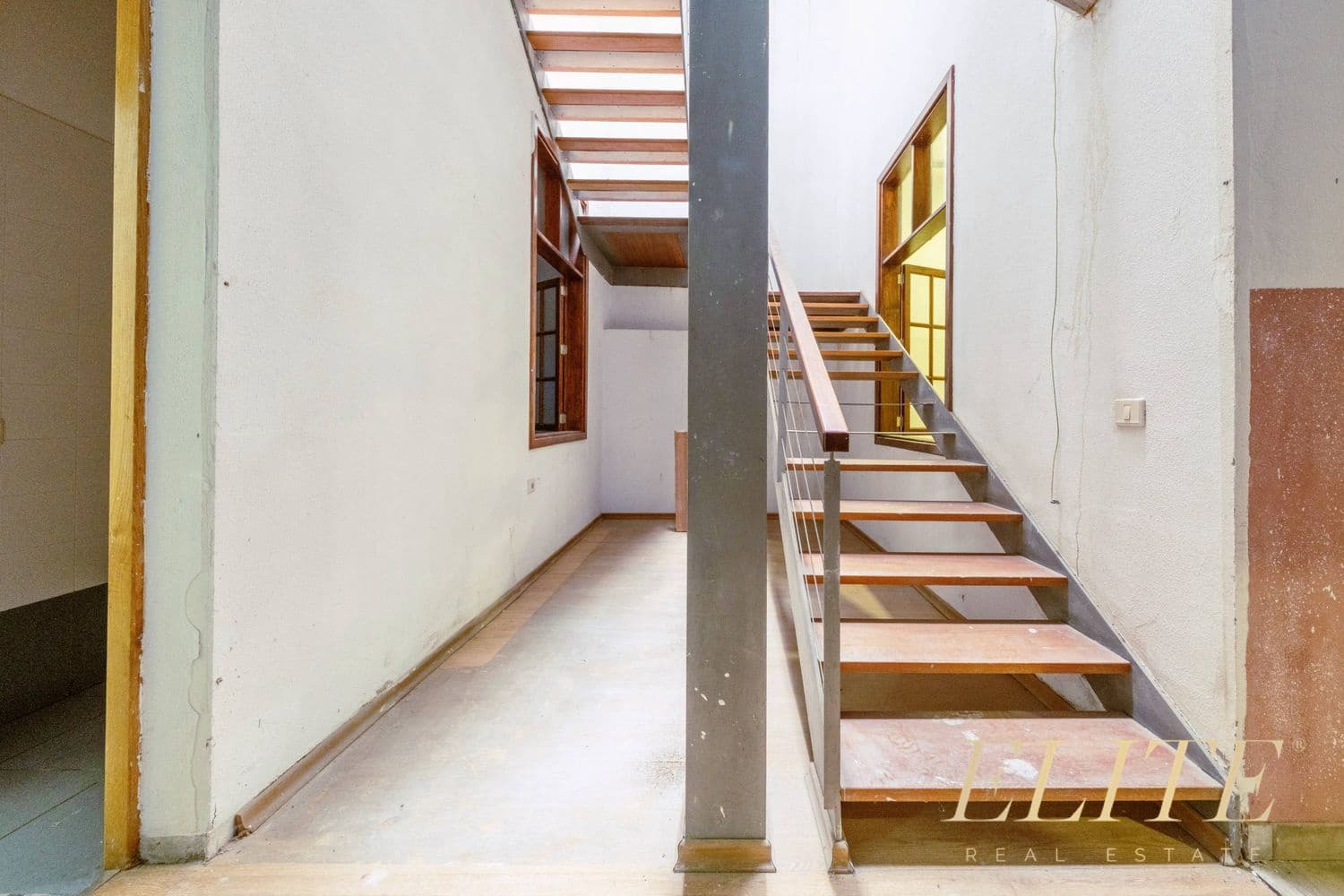 Hotel na sprzedaż w Las Palmas de Gran Canaria - 1 850 000 € (Ref: 9665716)