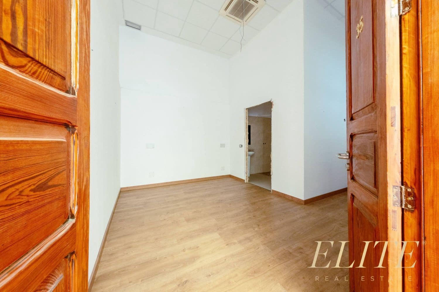 Hotel na sprzedaż w Las Palmas de Gran Canaria - 1 850 000 € (Ref: 9665716)