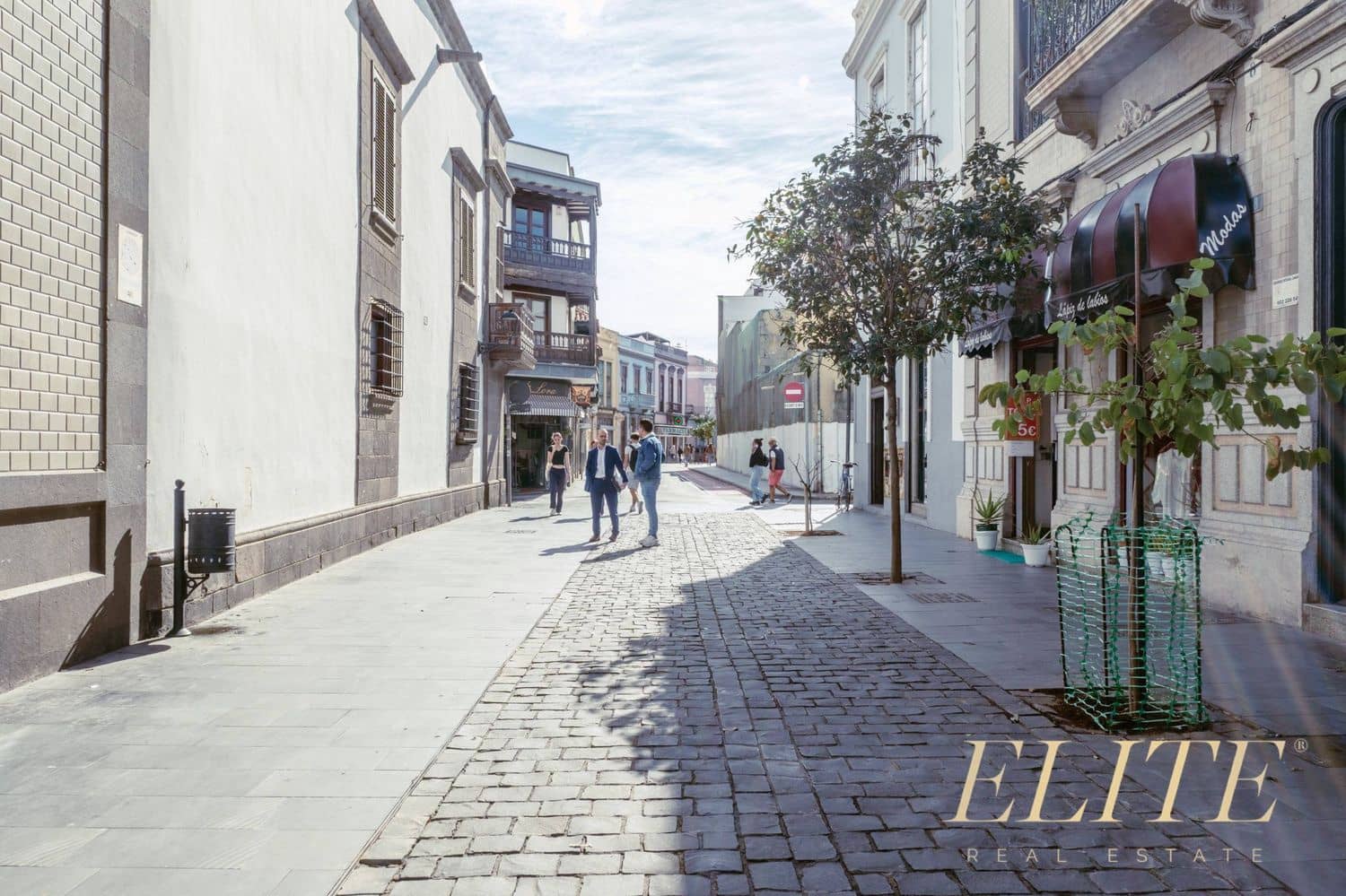 Hotel na sprzedaż w Las Palmas de Gran Canaria - 1 850 000 € (Ref: 9665716)