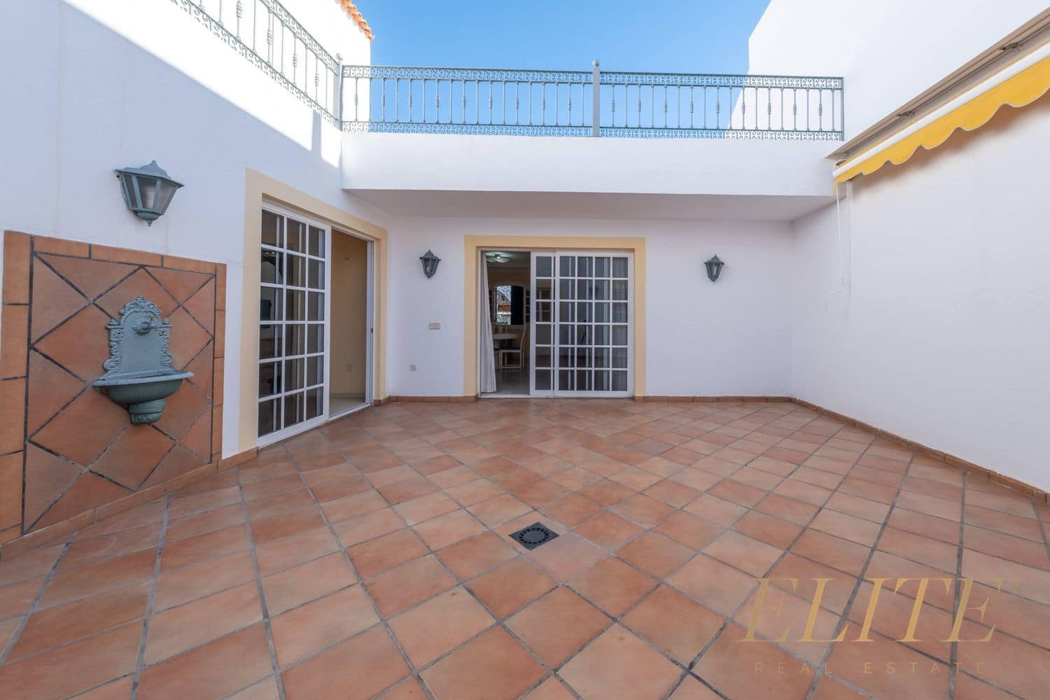 4 slaapkamer Huis te koop in San Bartolome de Tirajana met garage - € 580.000 (Ref: 9665717)