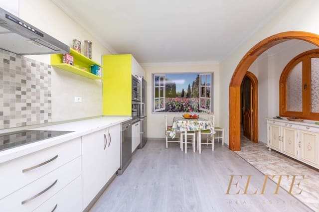 6 quarto Casa em Banda para venda em San Bartolomé de Tirajana com garagem - 540 000 € (Ref: 9665718)