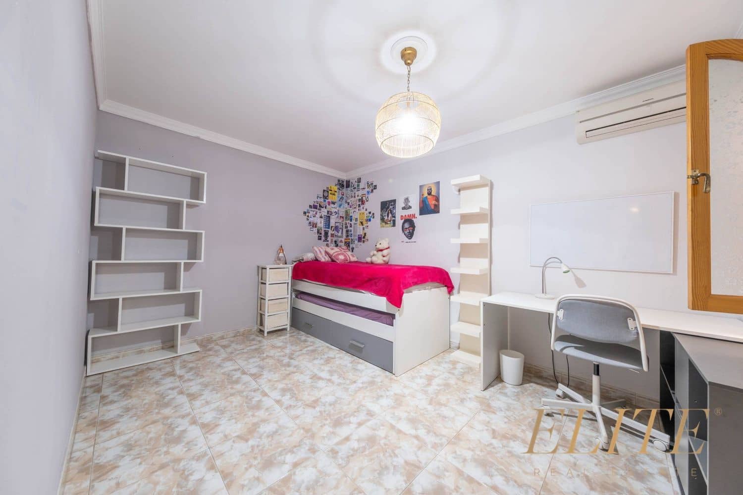 Casa de 6 habitaciones en San Bartolomé de Tirajana en venta con garaje - 540.000 € (Ref: 9665718)