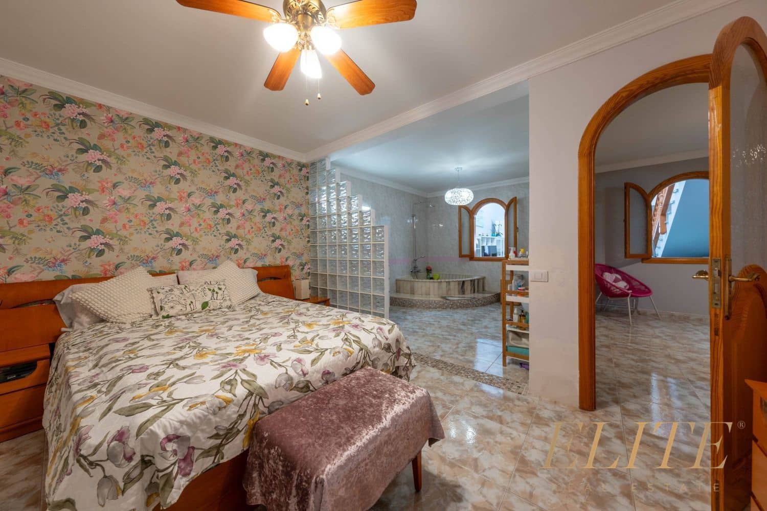 Casa de 6 habitaciones en San Bartolomé de Tirajana en venta con garaje - 540.000 € (Ref: 9665718)