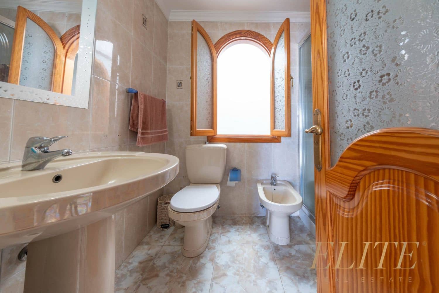 Casa de 6 habitaciones en San Bartolomé de Tirajana en venta con garaje - 540.000 € (Ref: 9665718)