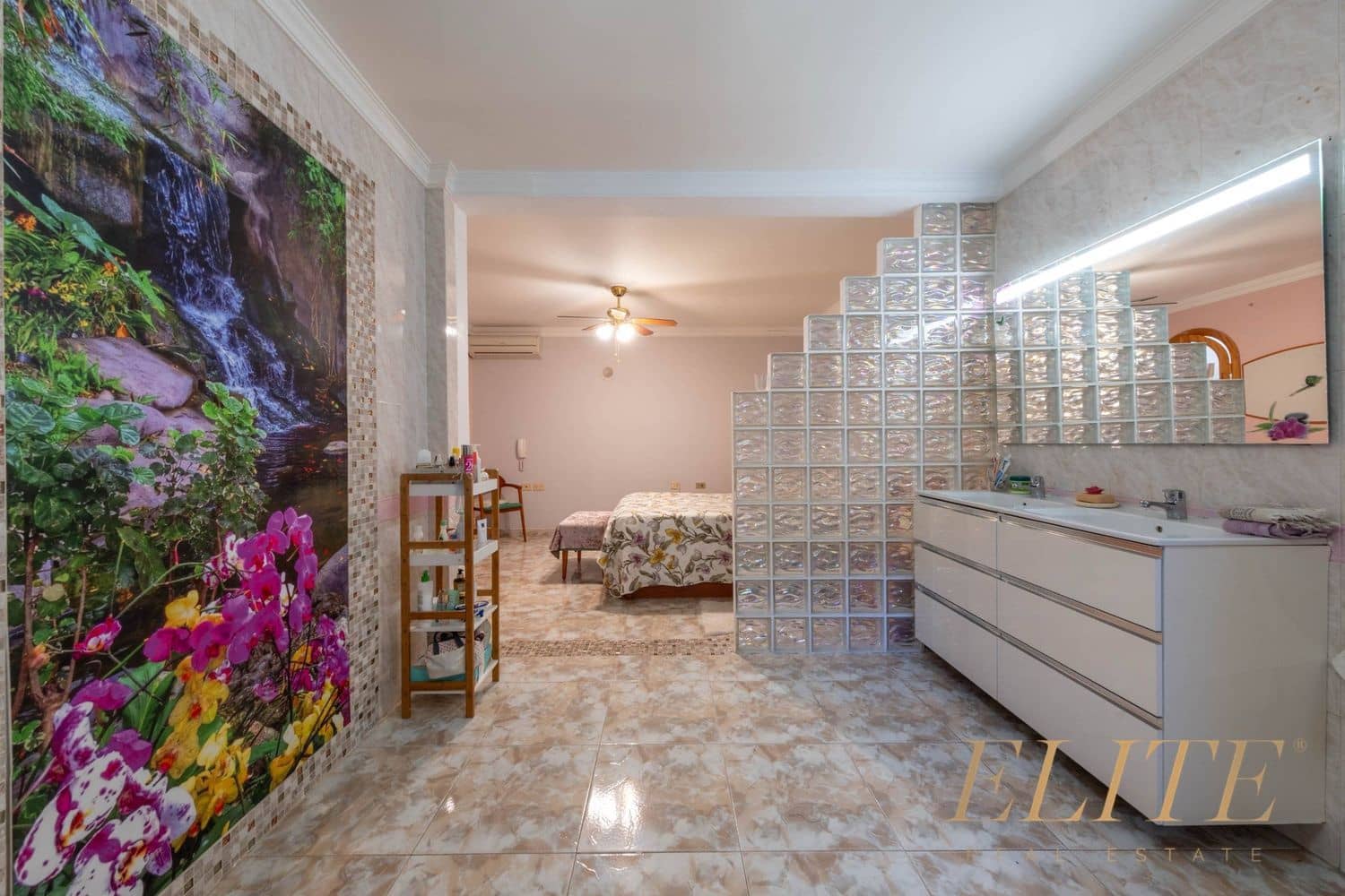 Casa de 6 habitaciones en San Bartolomé de Tirajana en venta con garaje - 540.000 € (Ref: 9665718)