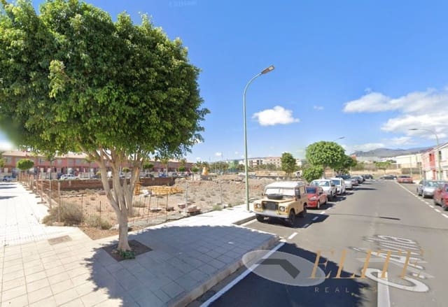 Ubebygd land til salgs i Santa Lucía de Tirajana - € 1 648 000 (Ref: 9665720)