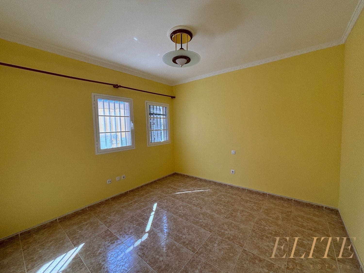 3 soverom Hus til salgs i San Bartolome de Tirajana med garasje - € 239 000 (Ref: 9685970)