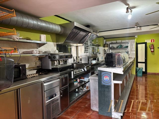 Local Comercial en San Bartolomé de Tirajana en venta - 114.000 € (Ref: 9694859)