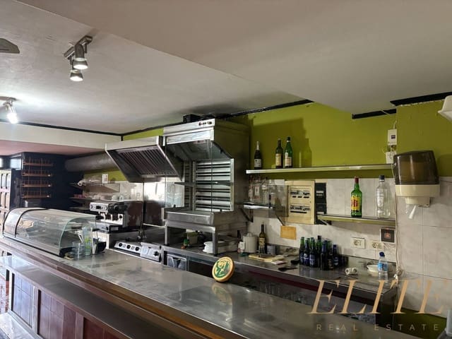 Local Comercial en San Bartolomé de Tirajana en venta - 114.000 € (Ref: 9694859)