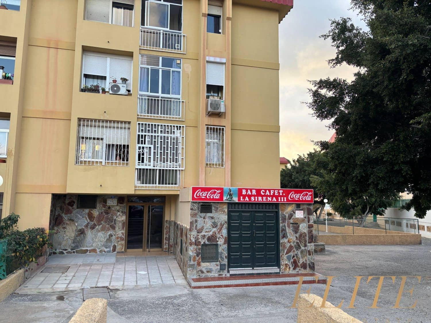 Local Commercial à vendre à San Bartolome de Tirajana - 114 000 € (Ref: 9694859)