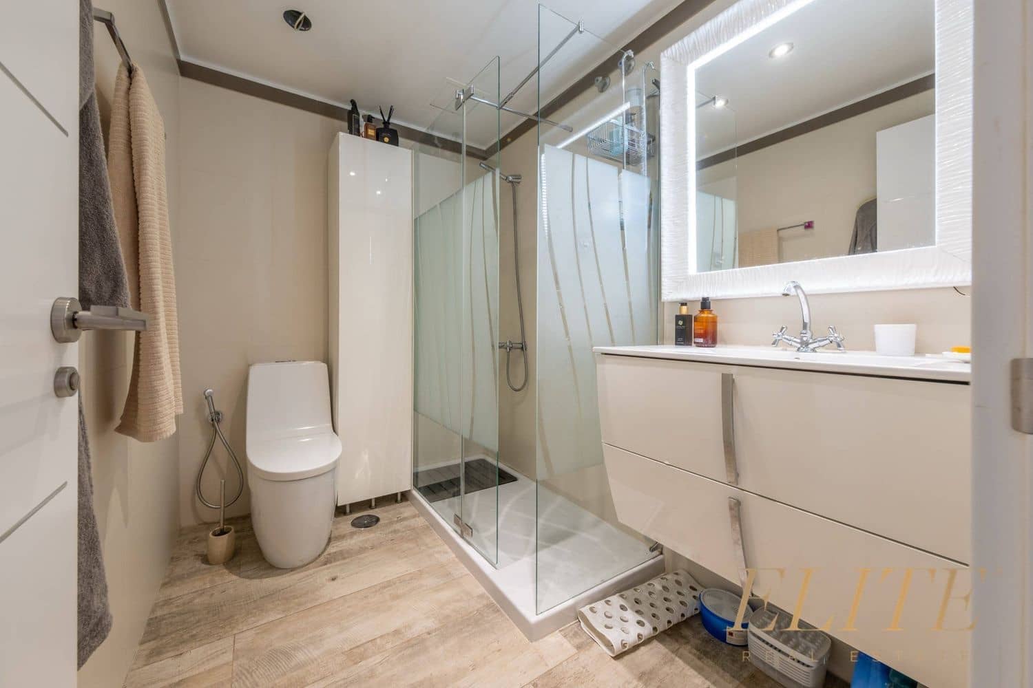 2 chambre Appartement à vendre à Santa Lucia de Tirajana avec garage - 270 000 € (Ref: 9700338)