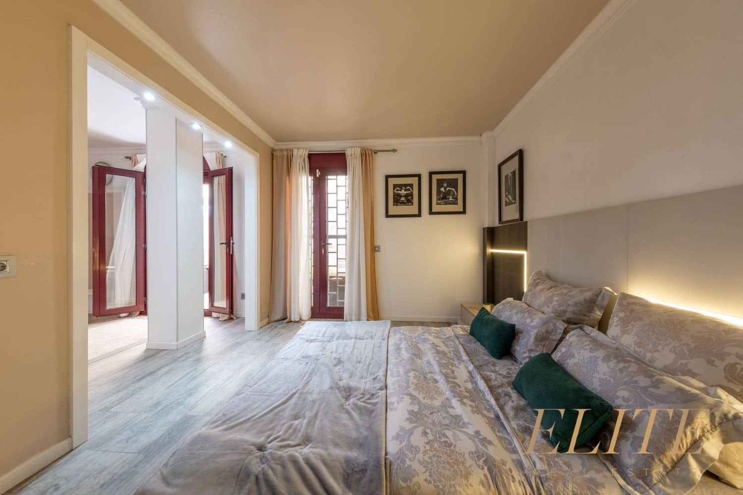 2 chambre Appartement à vendre à Santa Lucia de Tirajana avec garage - 270 000 € (Ref: 9700338)