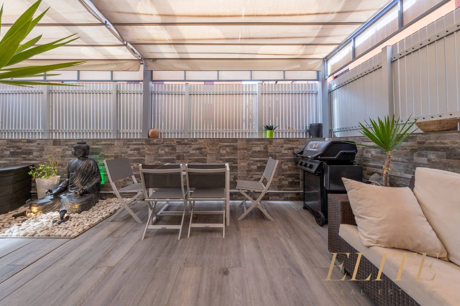 2 chambre Appartement à vendre à Santa Lucia de Tirajana avec garage - 270 000 € (Ref: 9700338)