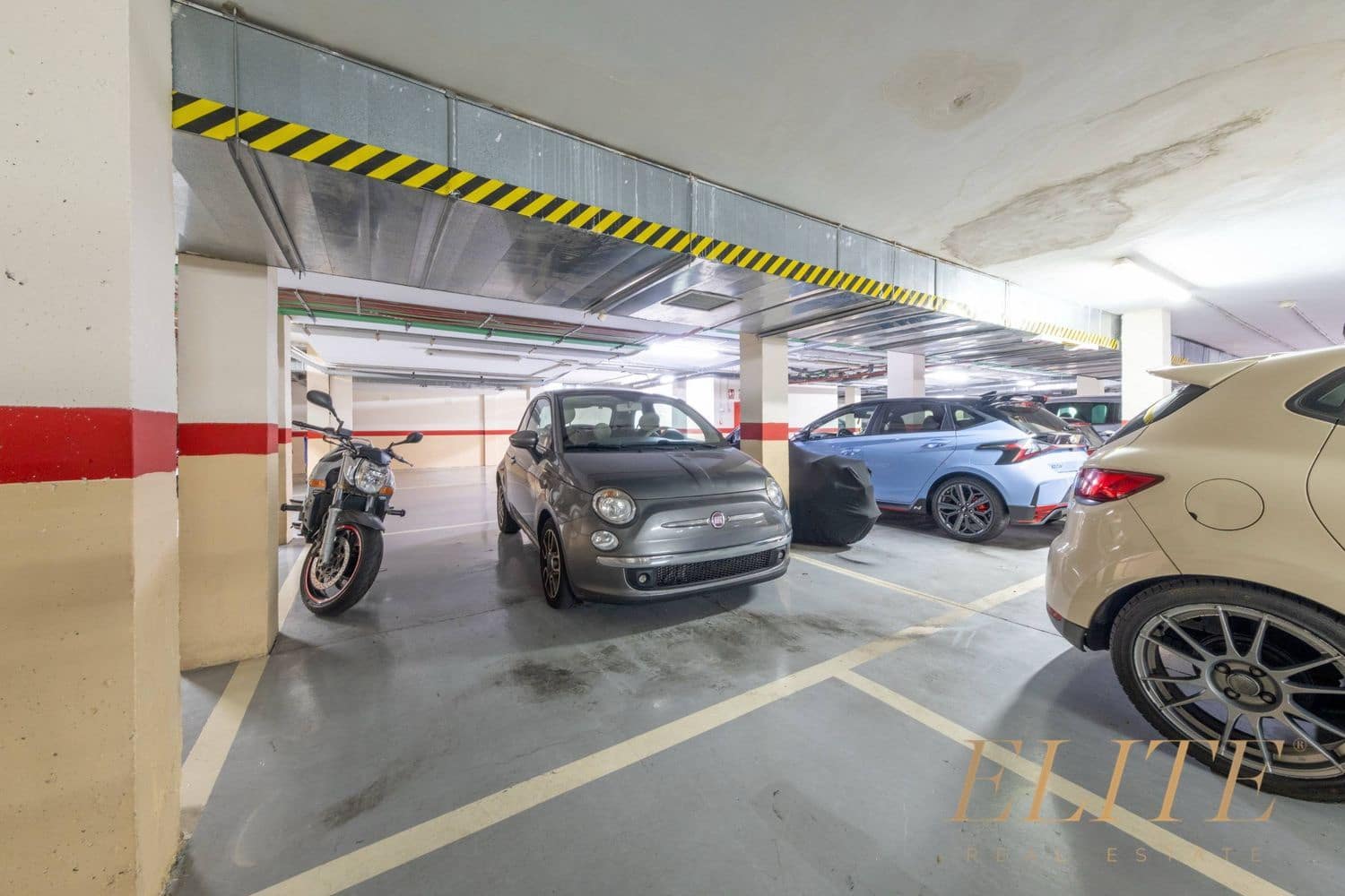 2 chambre Appartement à vendre à Santa Lucia de Tirajana avec garage - 270 000 € (Ref: 9700338)