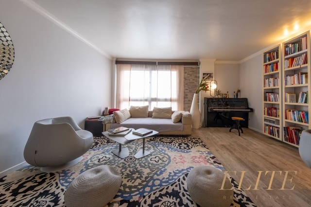 2 chambre Appartement à vendre à Santa Lucía de Tirajana avec garage - 270 000 € (Ref: 9700338)