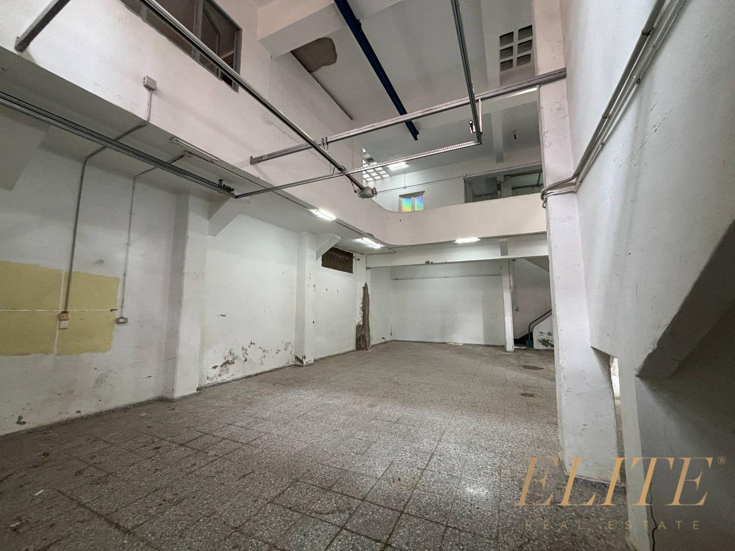 Commercial for sale in Las Palmas de Gran Canaria - € 320,000 (Ref: 9719389)