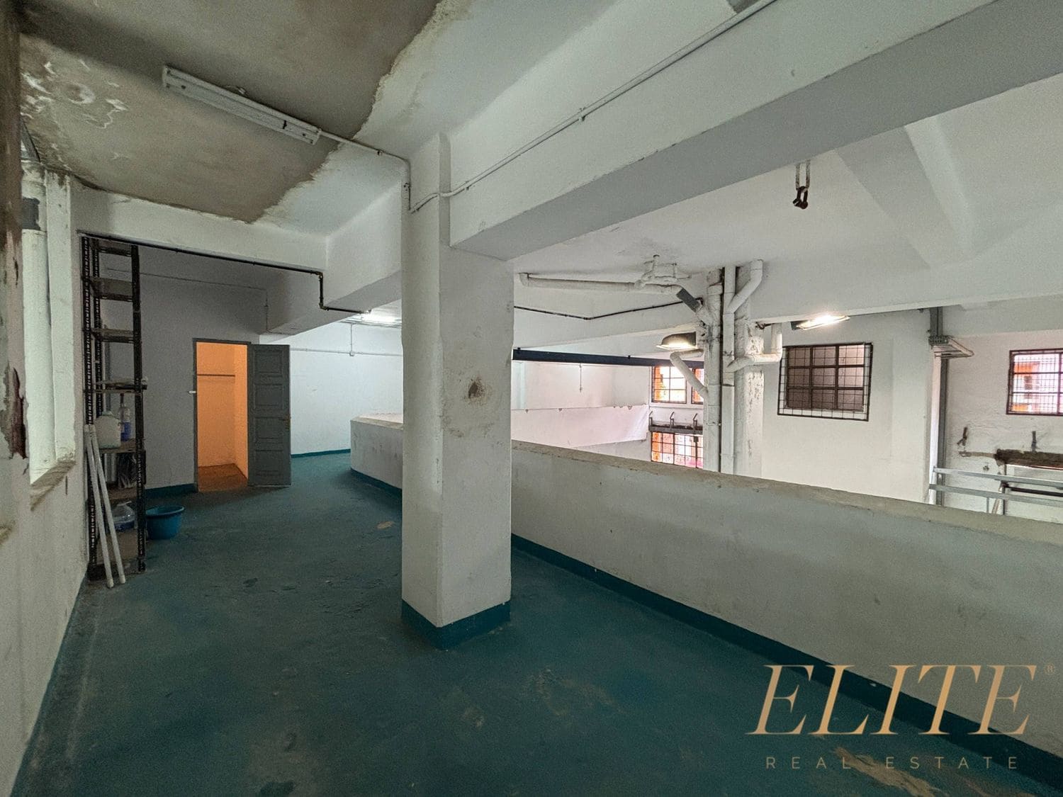 Commercial for sale in Las Palmas de Gran Canaria - € 320,000 (Ref: 9719389)