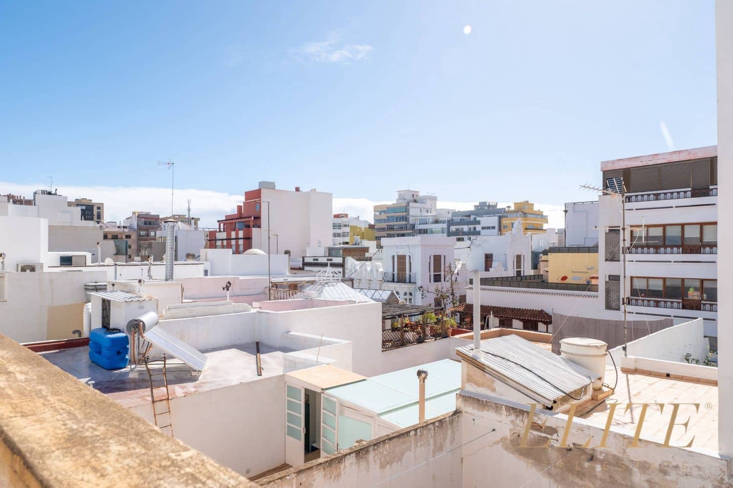 Hotel til salg i Las Palmas de Gran Canaria - € 630.000 (Ref: 9719390)