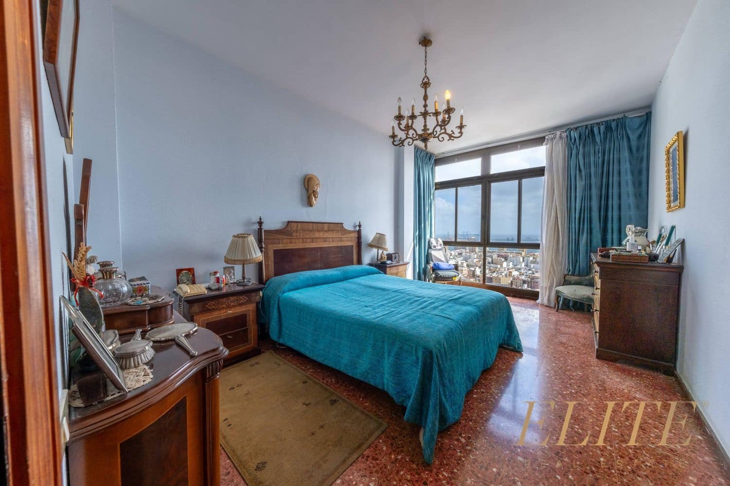 5 soveværelse Villa til salg i Las Palmas de Gran Canaria med swimmingpool garage - € 1.600.000 (Ref: 9741545)