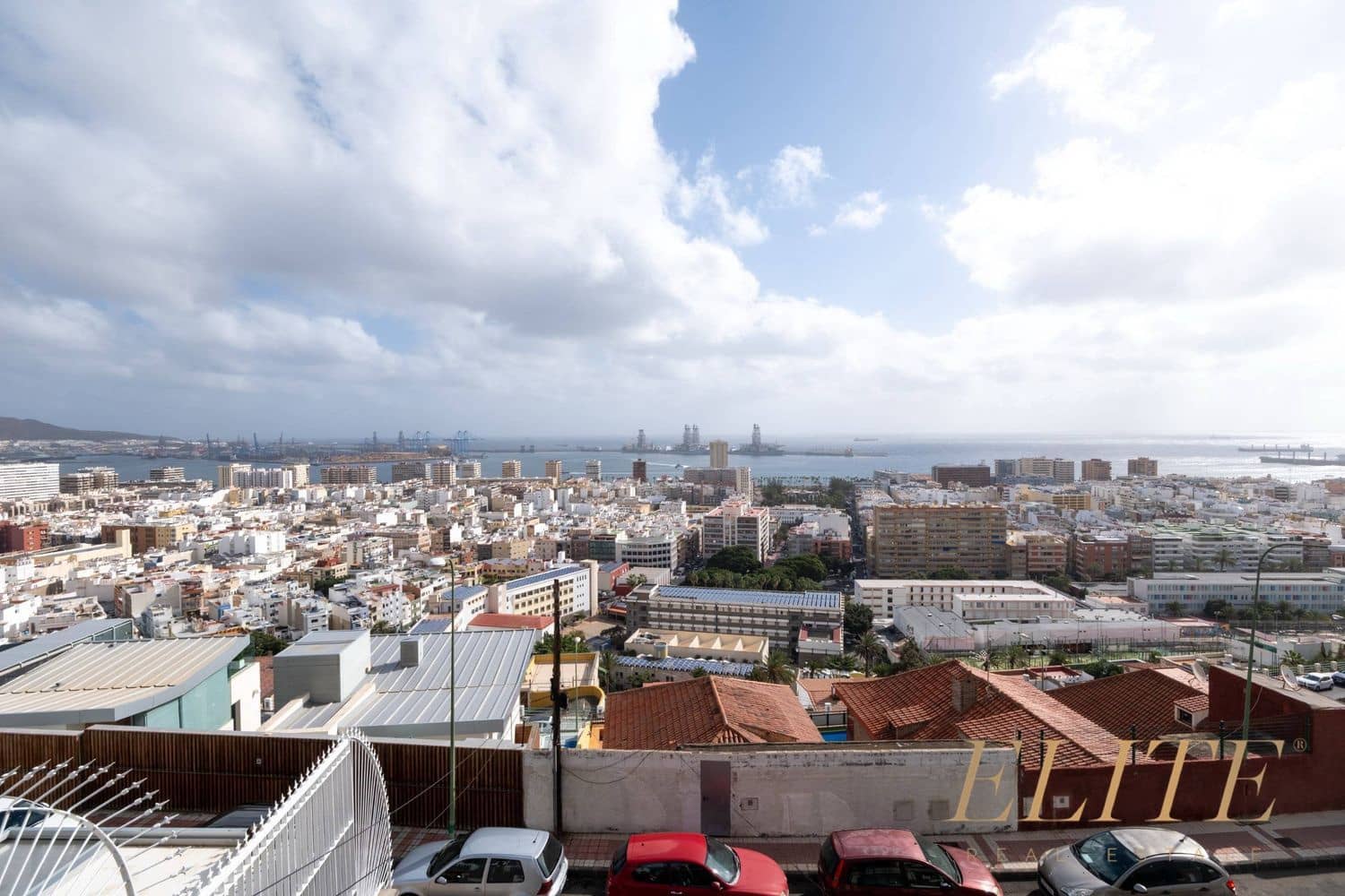 5 soveværelse Villa til salg i Las Palmas de Gran Canaria med swimmingpool garage - € 1.600.000 (Ref: 9741545)