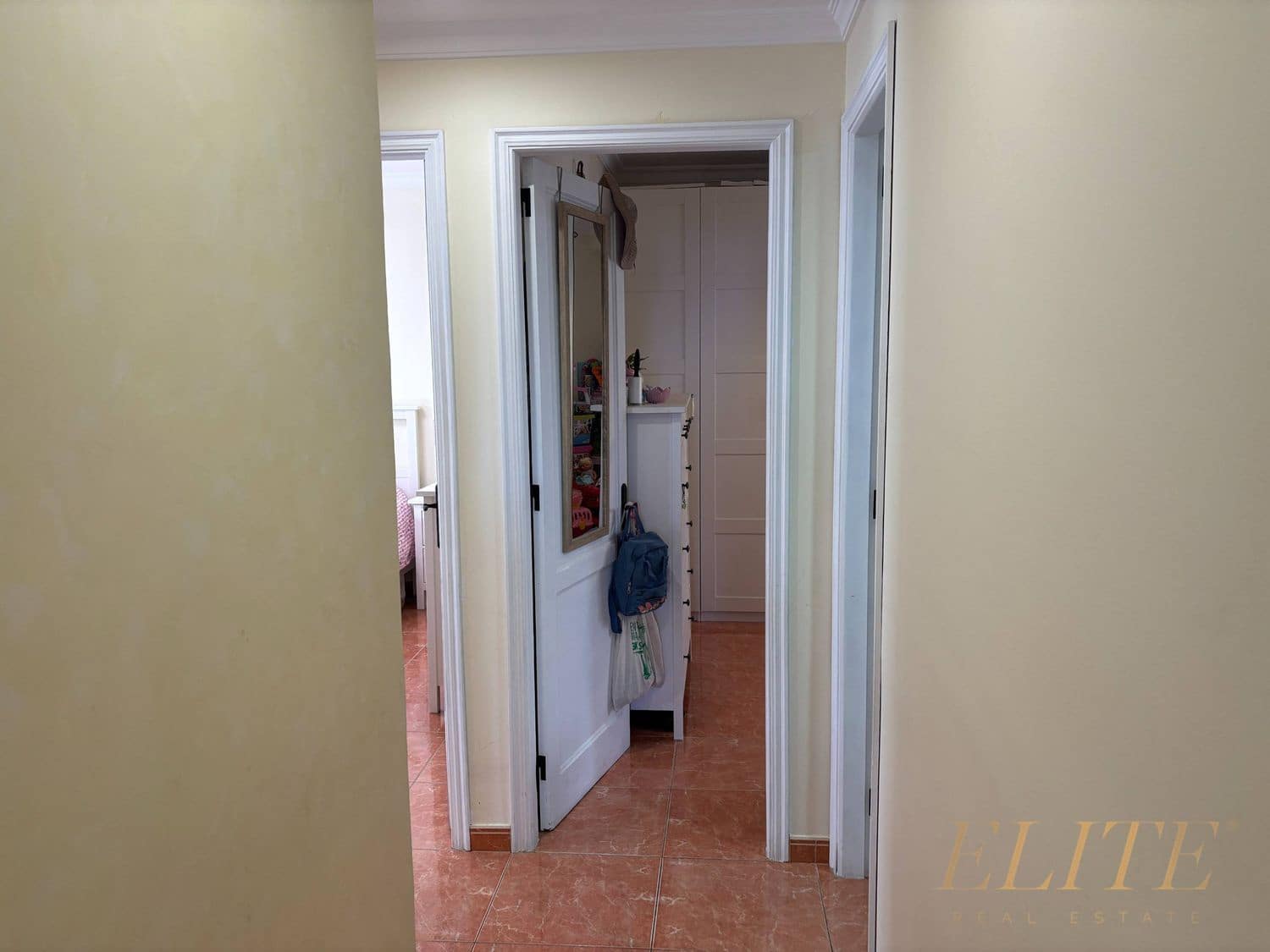 Apartamento de 3 habitaciones en Santa Lucía de Tirajana en venta con garaje - 175.000 € (Ref: 9777580)