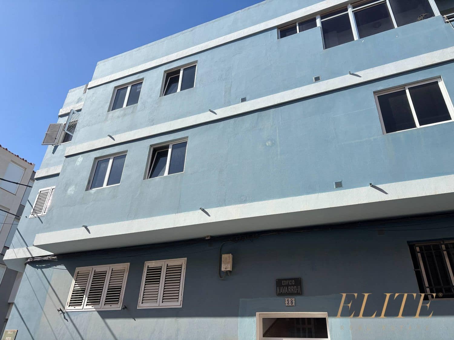 Apartamento de 3 habitaciones en Santa Lucía de Tirajana en venta con garaje - 175.000 € (Ref: 9777580)