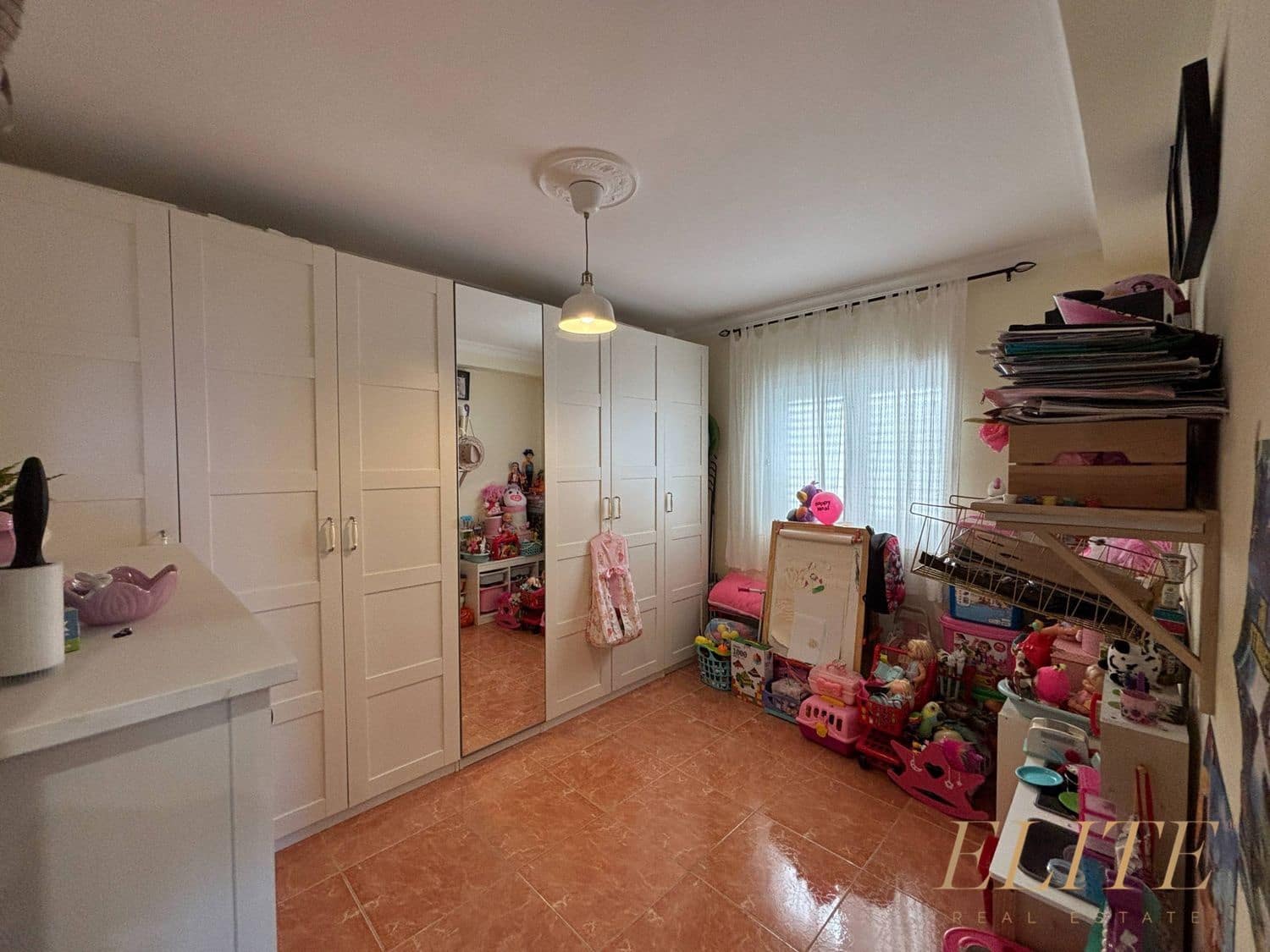 Apartamento de 3 habitaciones en Santa Lucía de Tirajana en venta con garaje - 175.000 € (Ref: 9777580)