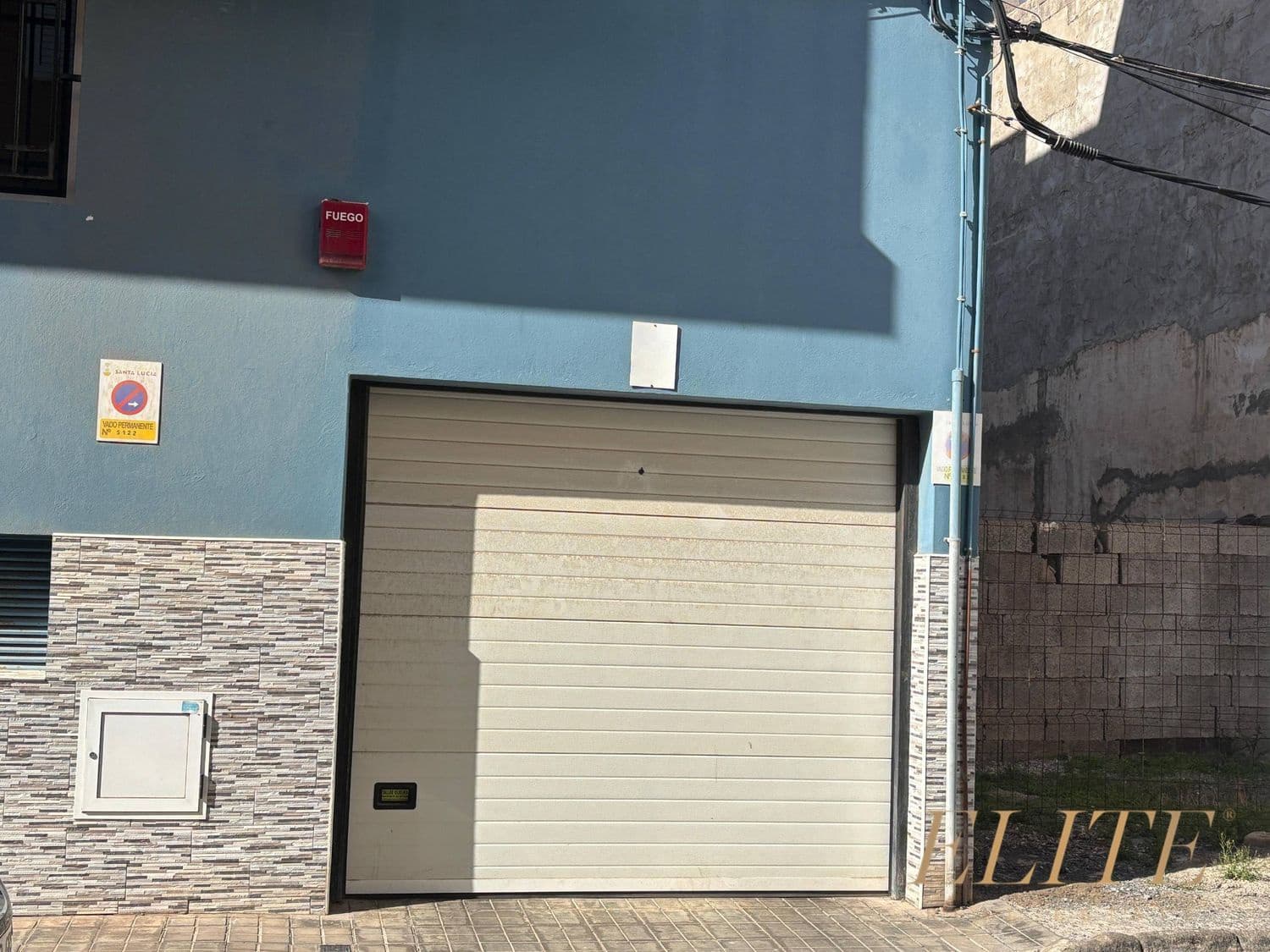 Apartamento de 3 habitaciones en Santa Lucía de Tirajana en venta con garaje - 175.000 € (Ref: 9777580)