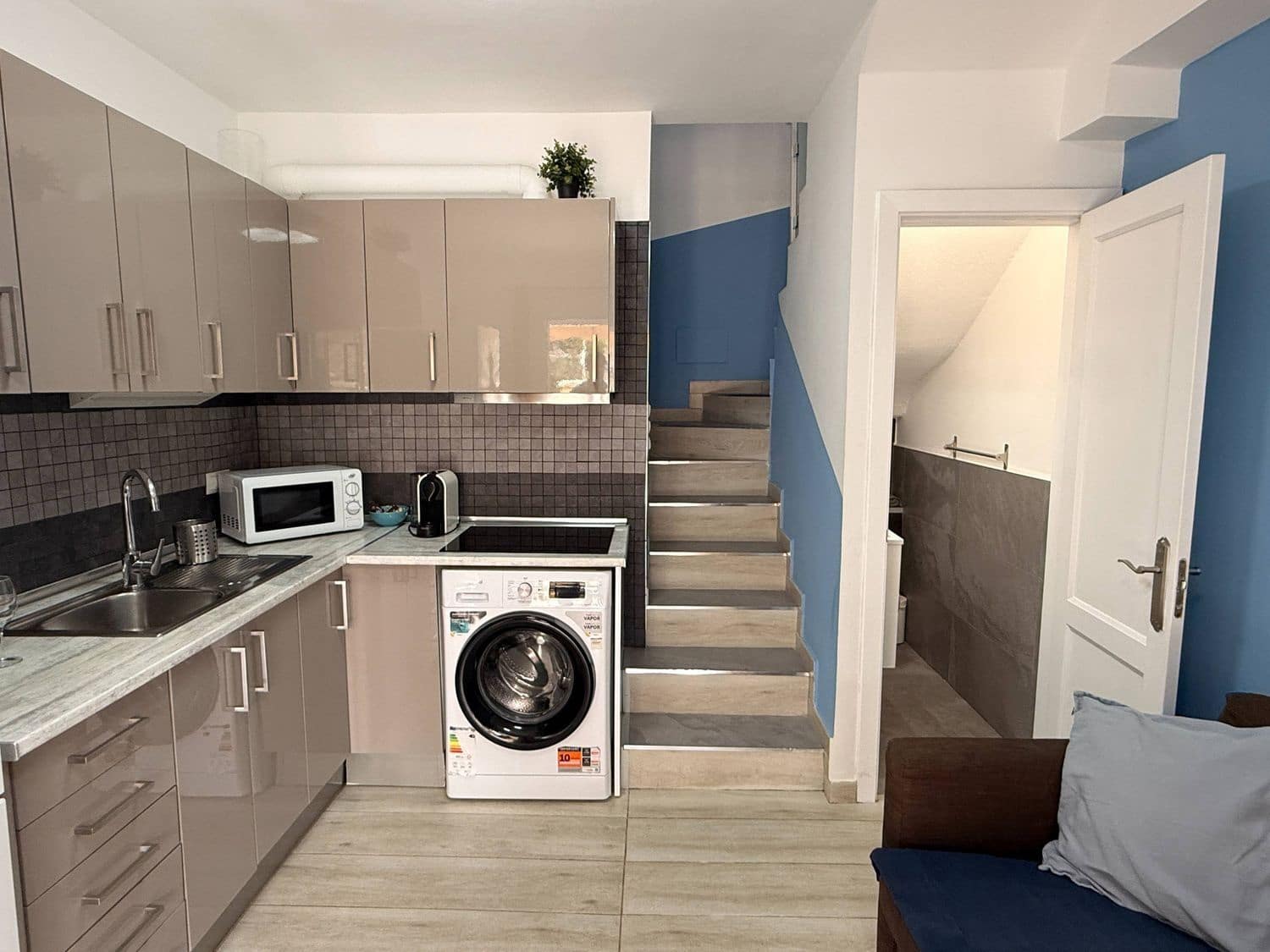 1 soverom Leilighet til salgs i San Bartolome de Tirajana med svømmebasseng garasje - € 240 000 (Ref: 9786965)