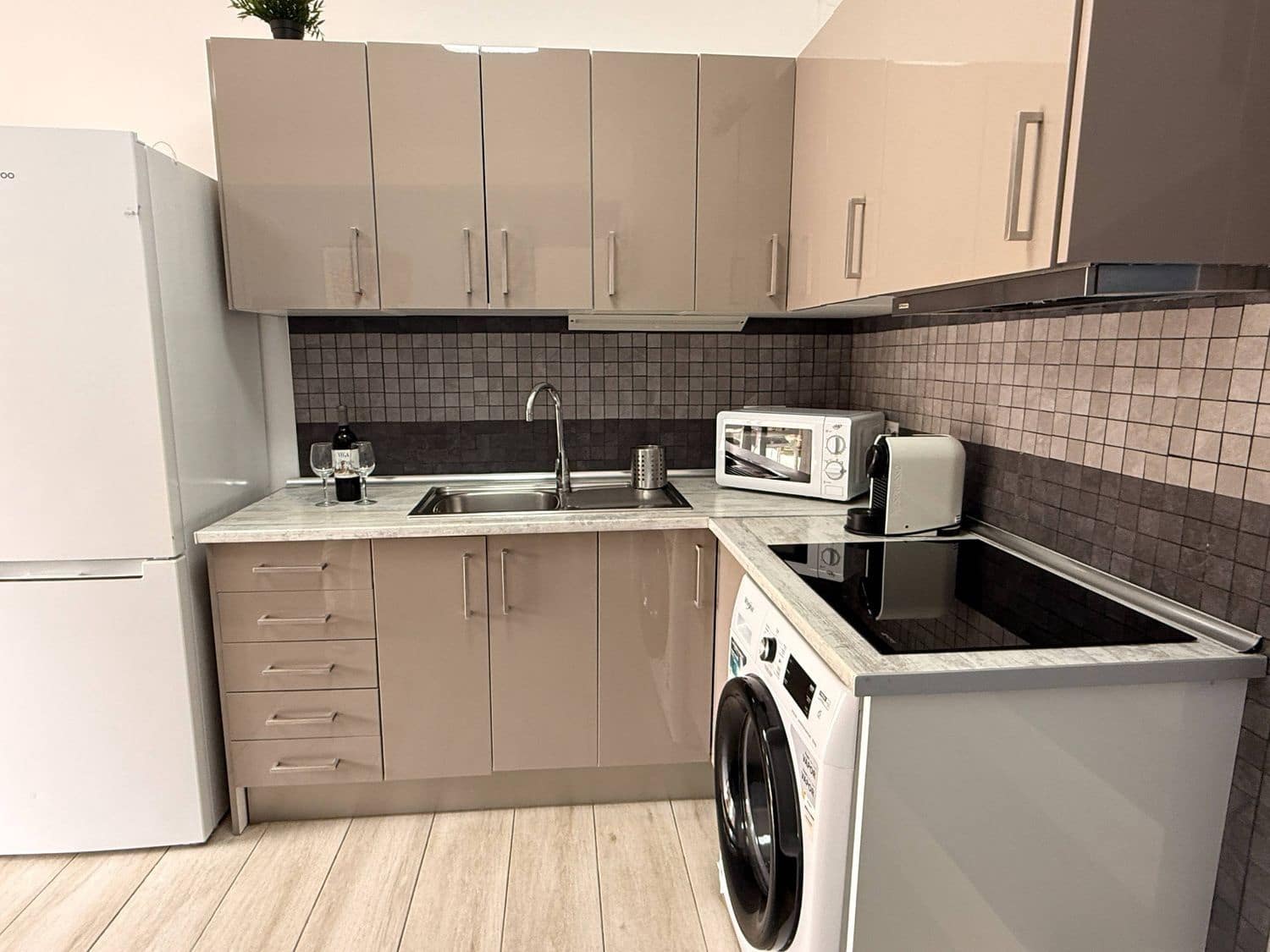 1 soverom Leilighet til salgs i San Bartolome de Tirajana med svømmebasseng garasje - € 240 000 (Ref: 9786965)