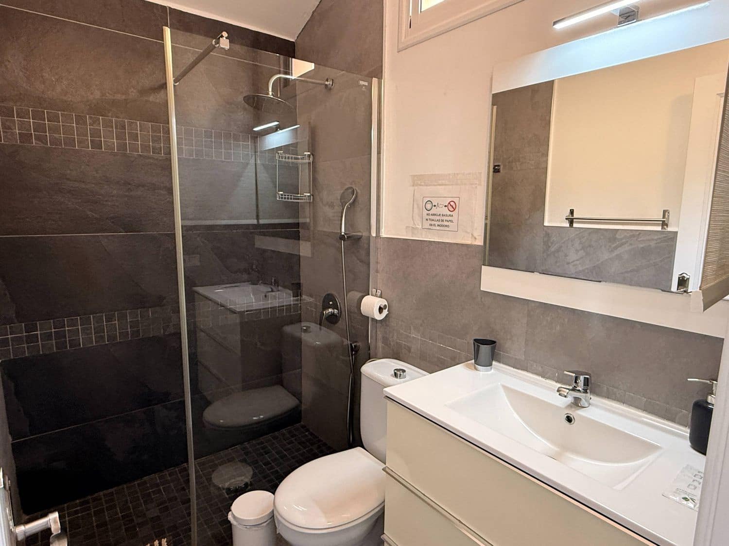 1 soverom Leilighet til salgs i San Bartolome de Tirajana med svømmebasseng garasje - € 240 000 (Ref: 9786965)