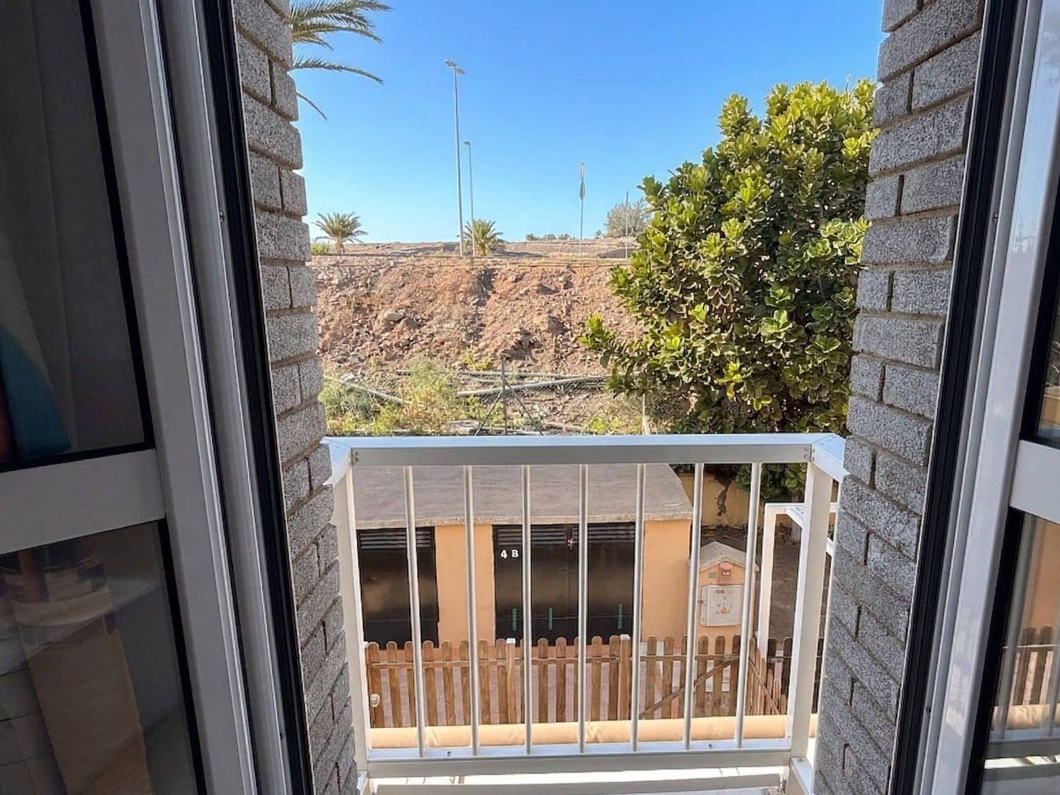 1 soverom Leilighet til salgs i San Bartolome de Tirajana med svømmebasseng garasje - € 240 000 (Ref: 9786965)