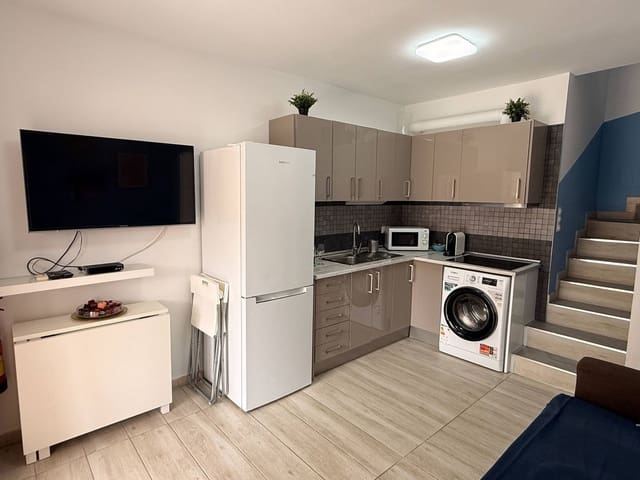 1 soverom Leilighet til salgs i Campo Internacional, San Bartolomé de Tirajana med svømmebasseng garasje - € 240 000 (Ref: 9786965)