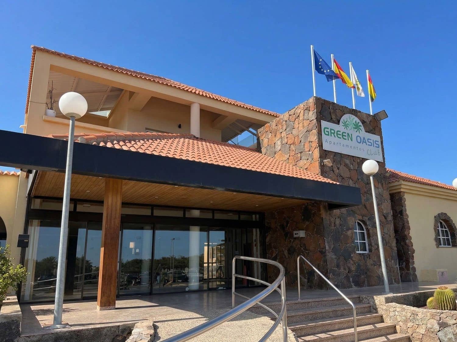 1 soverom Leilighet til salgs i San Bartolome de Tirajana med svømmebasseng garasje - € 240 000 (Ref: 9786965)