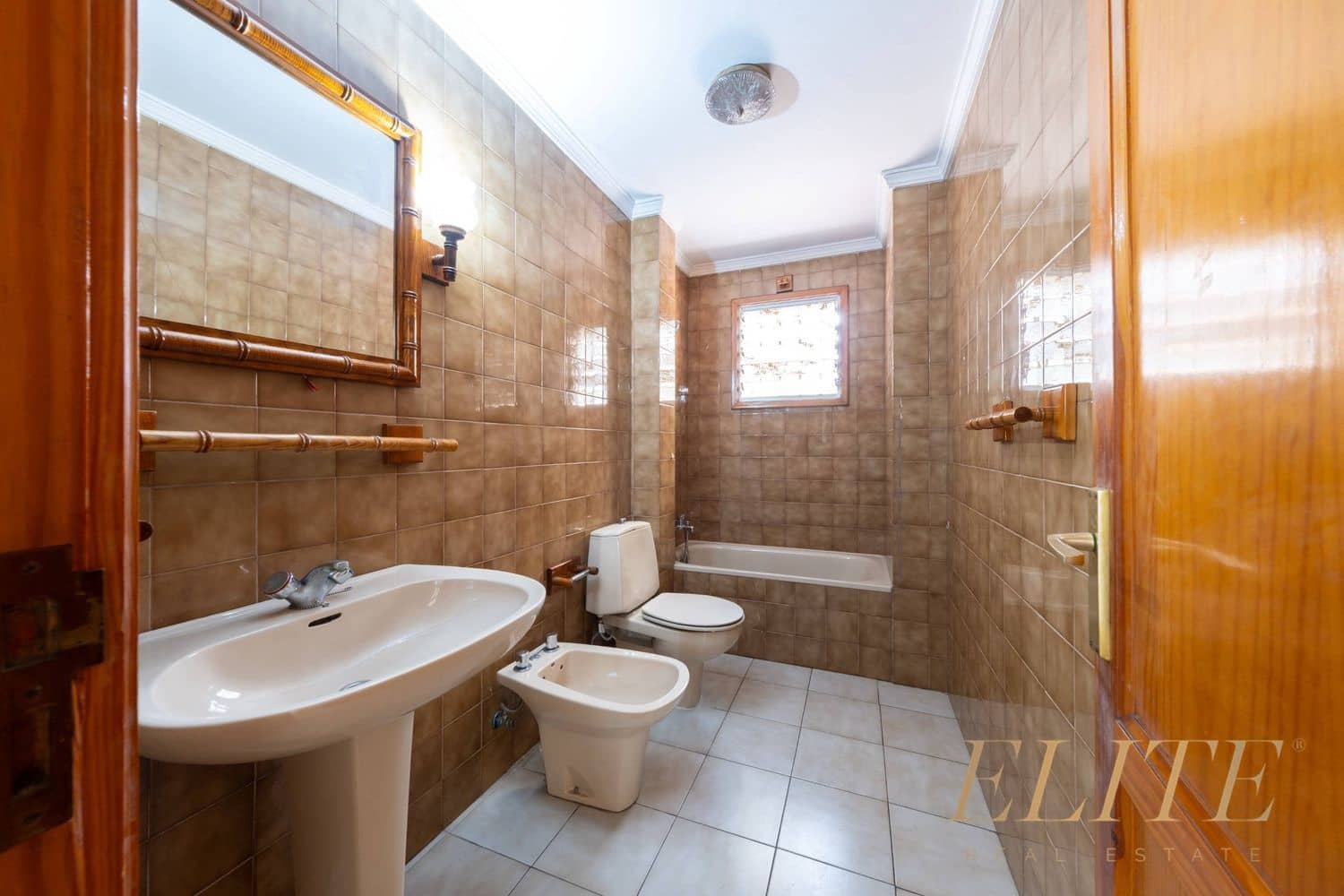 4 makuuhuone Huoneisto myytävänä paikassa Las Palmas de Gran Canaria mukana 
autotalli - 515 000 € (Ref: 9786966)