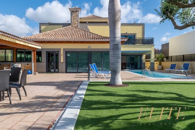 6 slaapkamer Villa te koop in Jinámar, Telde met zwembad garage - € 1.625.000 (Ref: 9786974)