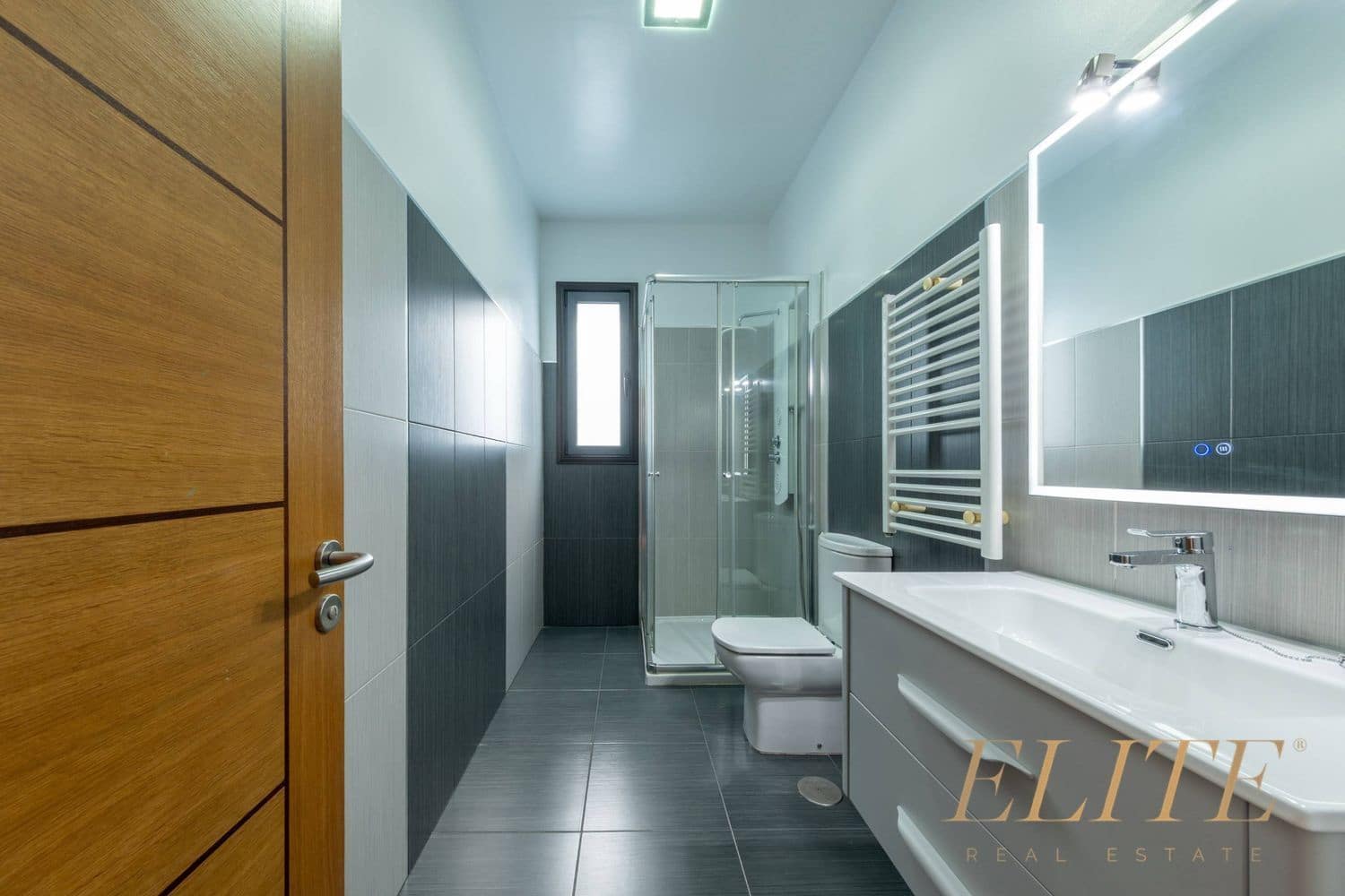 6 slaapkamer Villa te koop in Jinamar met zwembad garage - € 1.625.000 (Ref: 9786974)