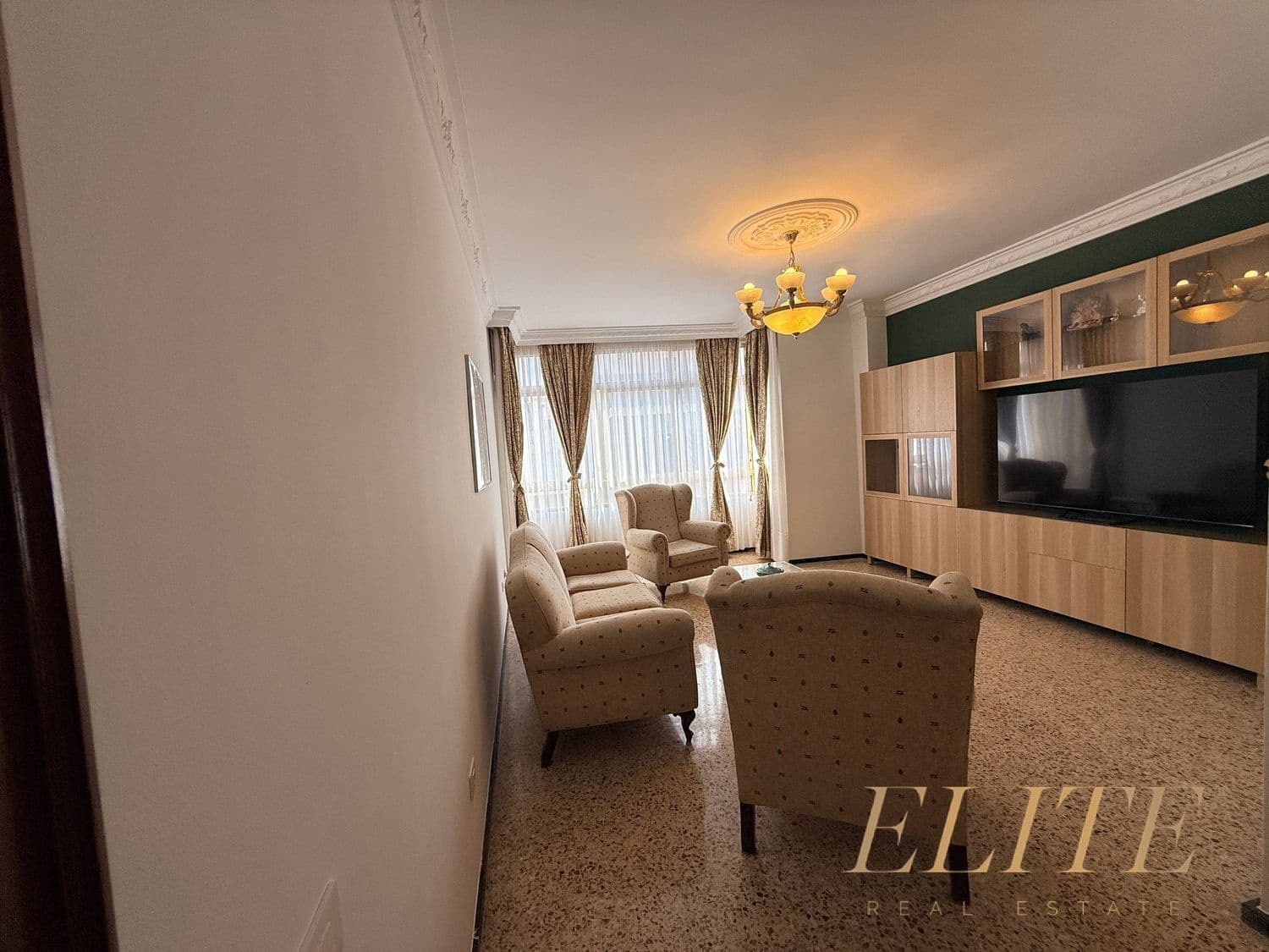 3 soveværelse Lejlighed til leje i Las Palmas de Gran Canaria med garage - € 1.650 (Ref: 9790015)