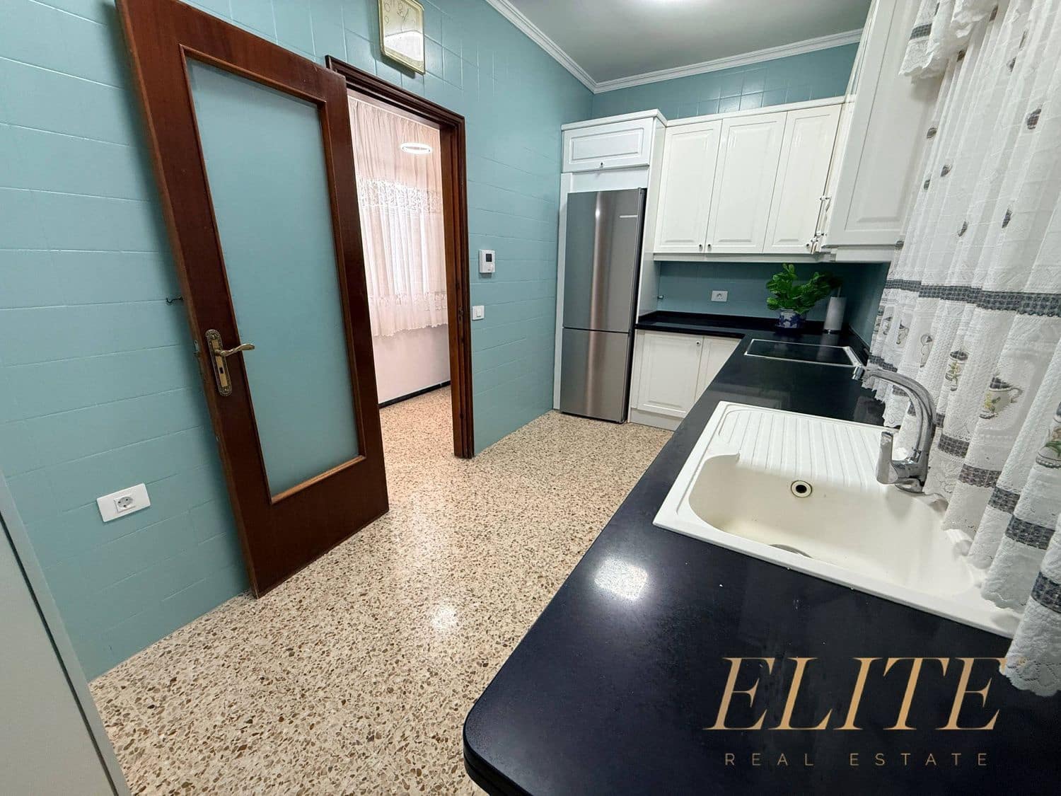 3 soveværelse Lejlighed til leje i Las Palmas de Gran Canaria med garage - € 1.650 (Ref: 9790015)