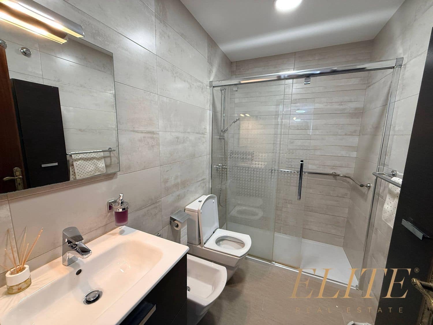 3 soveværelse Lejlighed til leje i Las Palmas de Gran Canaria med garage - € 1.650 (Ref: 9790015)